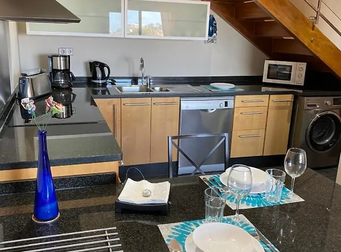 Apartament Marfolin 8 *